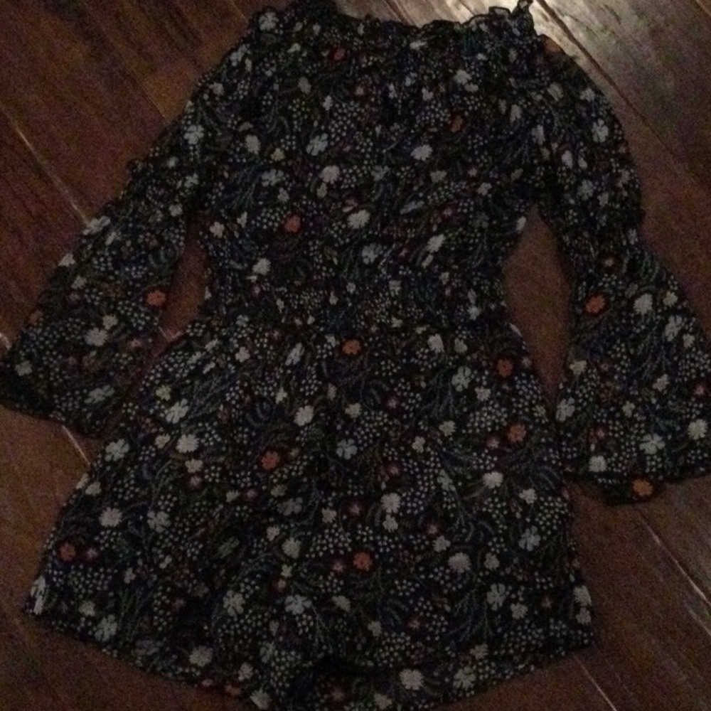 1 girls dress